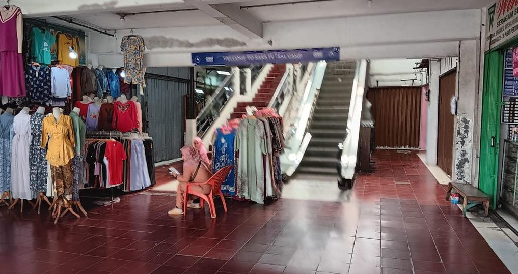 Sunyi di Tengah Keramaian: Sepinya Pertokoan Bekasi dan Dampaknya pada Pedagang